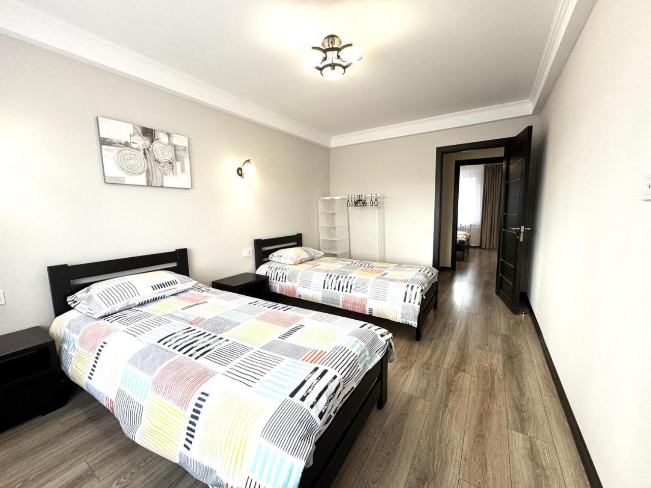 Artal Apartment On Obolonskyi Avenue 16A, 2 Bedroom Kiev Bagian luar foto
