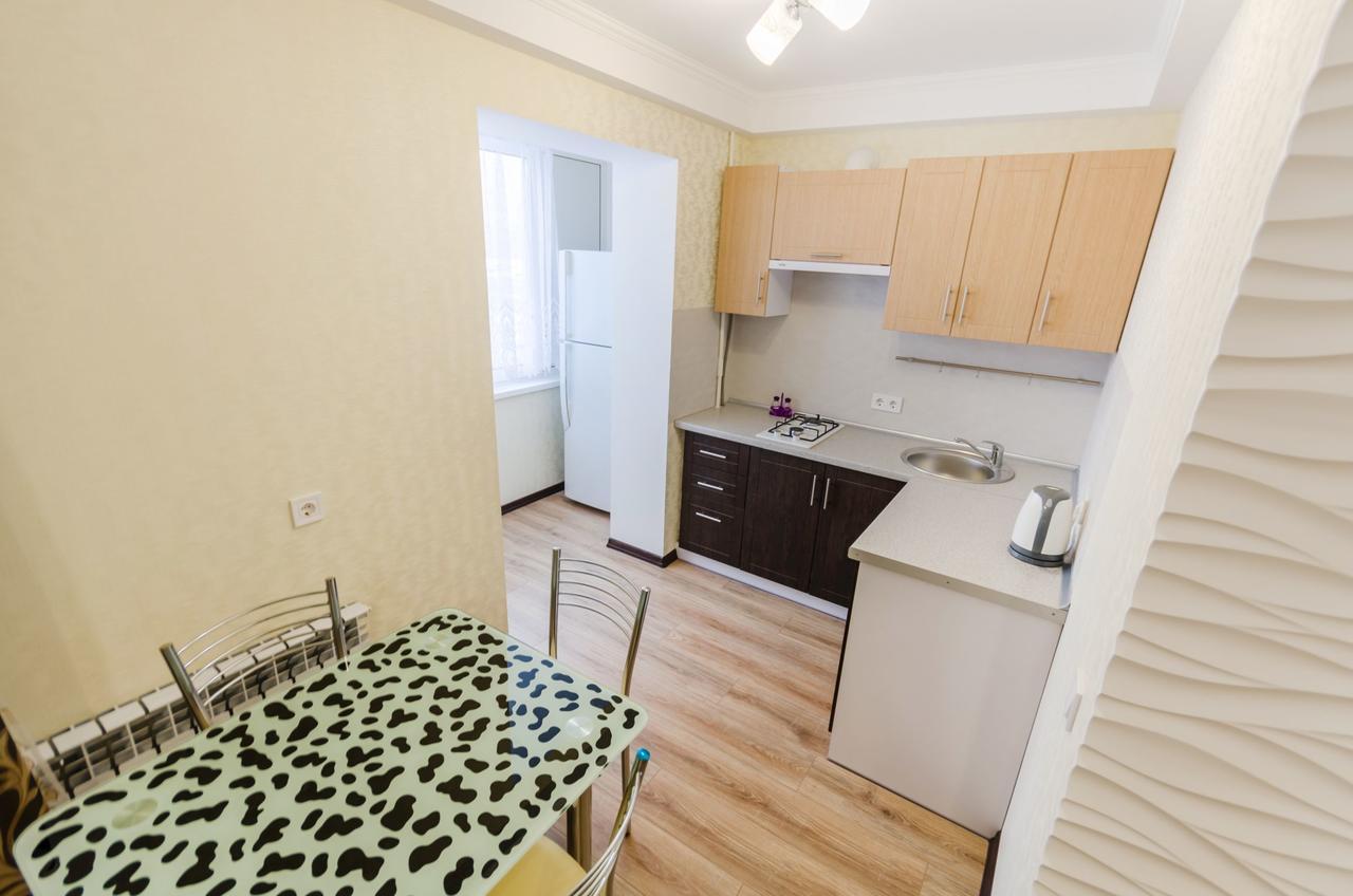 Artal Apartment On Obolonskyi Avenue 16A, 2 Bedroom Kiev Bagian luar foto